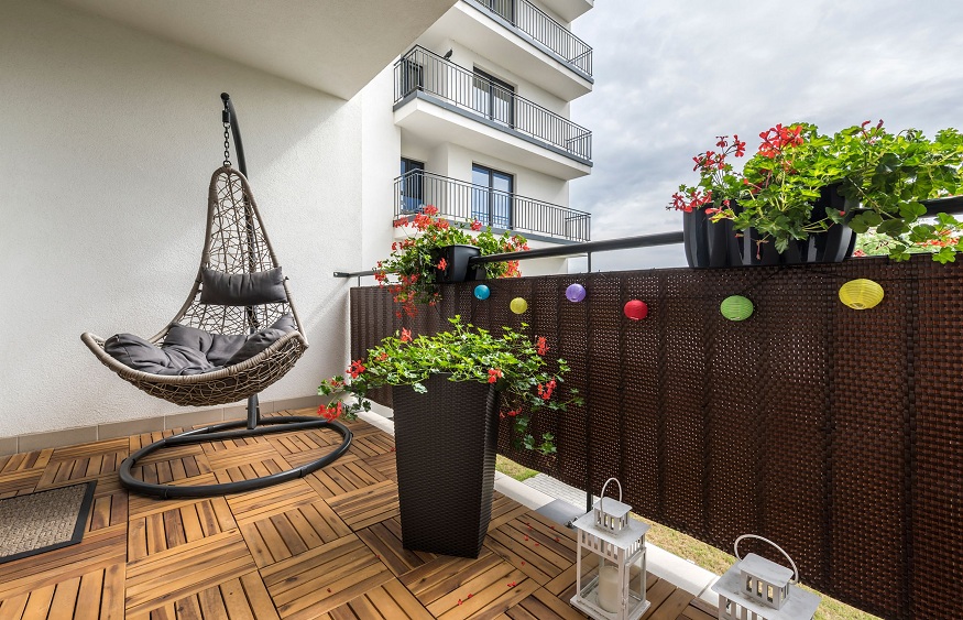 decoration of a balcony